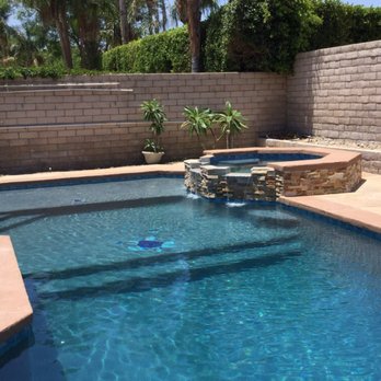 Handel's Pool Service - Spa with step down to deep end - Swimming Pools Near Me Handel's Pool Service - Spa with step down to deep end - Swimming Pools Near Me