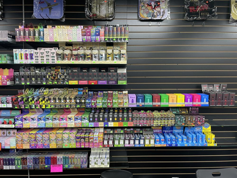 WORLD OF SMOKE with 28 real customer photos Updated August 2024