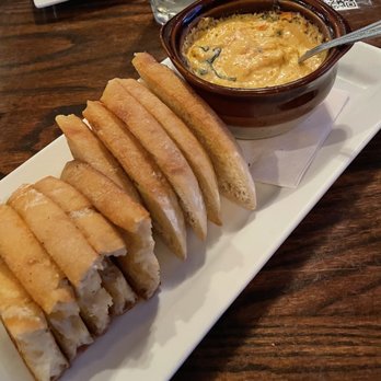 Ralston's Drafthouse - Crab dip - Gastropubs Near Me - Indianapolis, Indiana