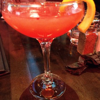 Theory - Lemon Rasberry Martini - Sports Bars Near Me - Chicago, Illinois