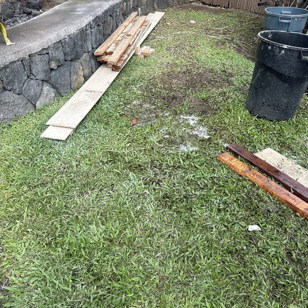 SCV Pools - A mess. I'm sure the grass where all these boards have been sitting & where they cleaned their equipment each day will need to be redone. - Pool & Hot Tub Service Near Me - Kailua-kona, Hawaii SCV Pools - A mess. I'm sure the grass where all these boards have been sitting & where they cleaned their equipment each day will need to be redone. - Pool & Hot Tub Service Near Me - Kailua-kona, Hawaii
