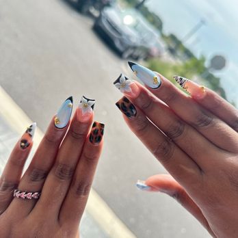 So Level Nails and Lash Bar - Eyelash Service Near Me - Jacksonville, Florida So Level Nails and Lash Bar - Eyelash Service Near Me - Jacksonville, Florida