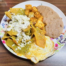 Chilaquiles verde Chilaquiles verde
