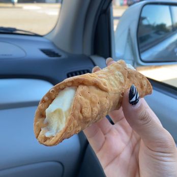 Legendary Doughnuts - cannoli - Donuts Near Me - Tacoma, Washington Legendary Doughnuts - cannoli - Donuts Near Me - Tacoma, Washington