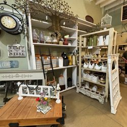 Bellflower Home & Garden