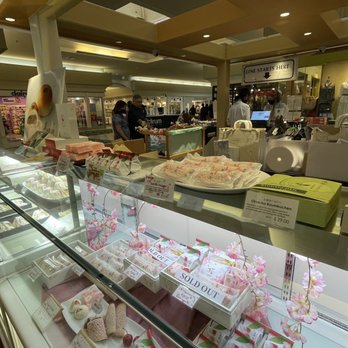 Minamoto Kitchoan - Desserts Near Me - Honolulu, Hawaii Minamoto Kitchoan - Desserts Near Me - Honolulu, Hawaii