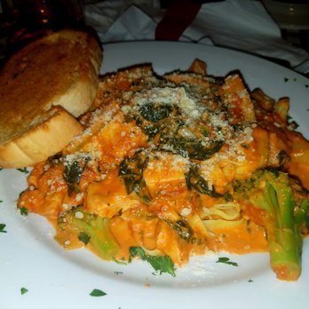 Casa Della Nonna - Chicken Primavera - Italian Near Me - Severn, Maryland