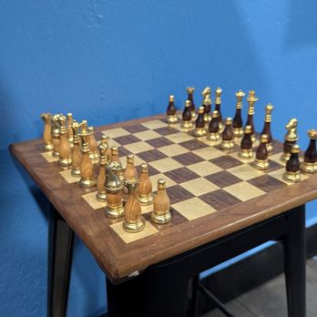 Checkmate Burgers - Burgers Near Me - Warren, Michigan