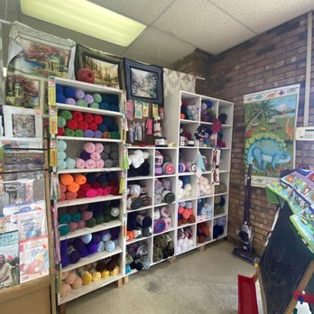 Emilys Closet - Fabric Stores Near Me - New Iberia, Louisiana