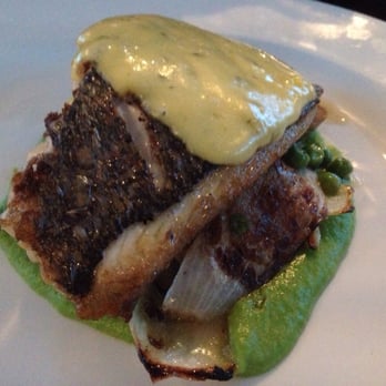 Alston Bar & Beef - Pan fried sea bream, veggie & Béarnaise sauce. Well seasoned. Fish skin was crispy & tasty. Rating: Very Good. - Steakhouses Near Me - Glasgow, GLG
