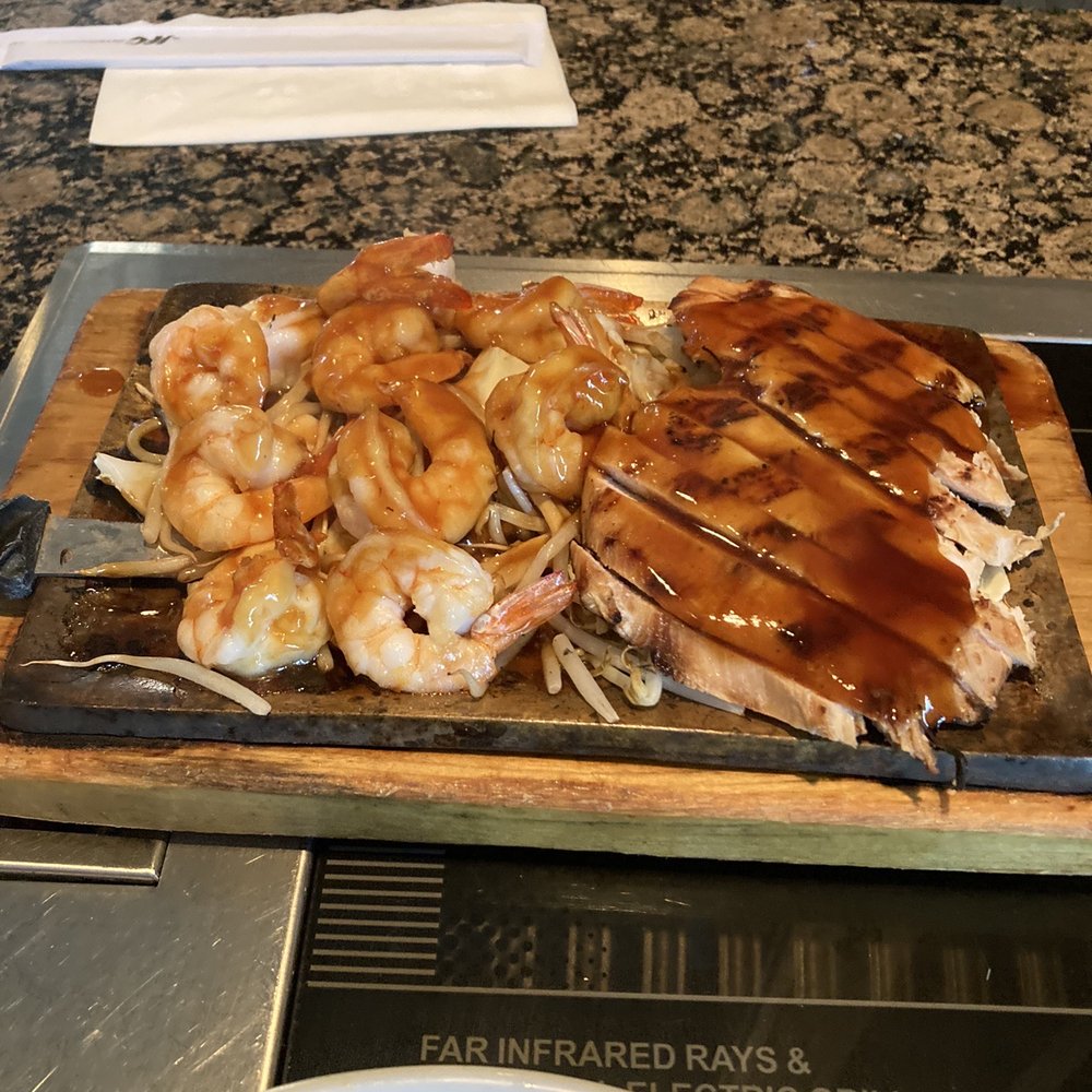 Sapporo - 8. Chicken and Shrimp Teriaki - Sushi Bars Near Me - Gallatin, Tennessee Sapporo - 8. Chicken and Shrimp Teriaki - Sushi Bars Near Me - Gallatin, Tennessee