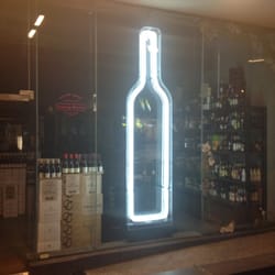 Bottle House - The shop front @ Bottlehouse