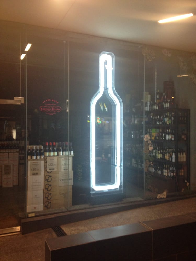 BOTTLE HOUSE Updated September 2024 199 Toorak Rd, South Yarra