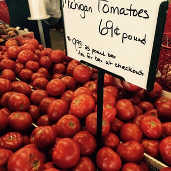 Block's Stand & Greenhouse - Beautiful Beefsteak tomatoes! Gazpacho for dinner - Farmers Market Near Me - Romulus, Michigan
