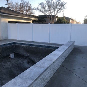 Nicks Vinyl Fence - From pool side - Fences & Gates Near Me - Montebello, California Nicks Vinyl Fence - From pool side - Fences & Gates Near Me - Montebello, California