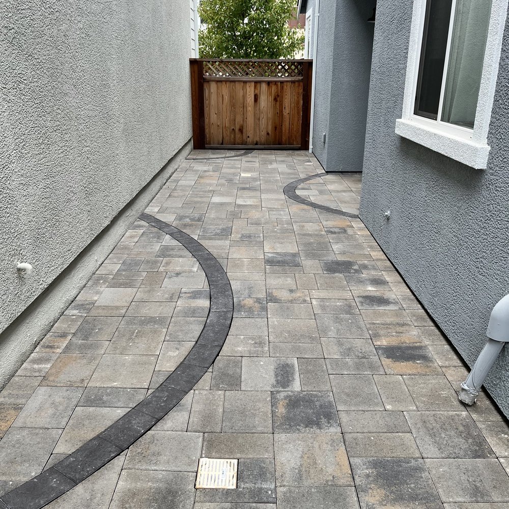 Side yard Side yard