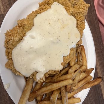 Cheddar's Scratch Kitchen - Chicken Country Fried Steak - Comfort Food Near Me - San Antonio, Texas