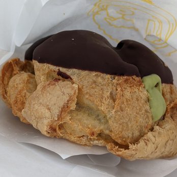 Beard Papa's - Chocolate Eclair with Matcha Green Tea filing - Desserts Near Me - Cupertino, California Beard Papa's - Chocolate Eclair with Matcha Green Tea filing - Desserts Near Me - Cupertino, California