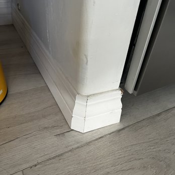 SavOn Flooring - the corner of a kitchen - Flooring Near Me - Carlsbad, California SavOn Flooring - the corner of a kitchen - Flooring Near Me - Carlsbad, California
