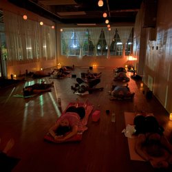 PurePower Hot Yoga - Candlelight yoga class