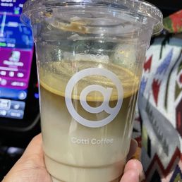 Toffee Oonlong Yuenyeung with no ice Toffee Oonlong Yuenyeung with no ice