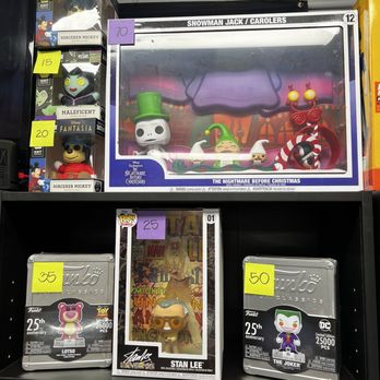 Evolving Realms - Toy Stores Near Me - Urban Honolulu, Hawaii Evolving Realms - Toy Stores Near Me - Urban Honolulu, Hawaii