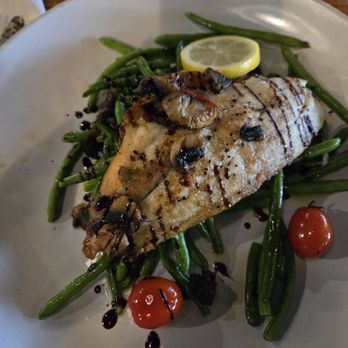 The Wharf 850 - Backed fish over green beans - Seafood Near Me - Niceville, Florida