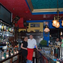 Prince Charles Old English Pub - Bar