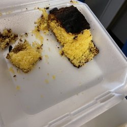 Mimi’s Soulfood - Sweet cornbread