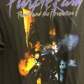 Old Navy - 9/25/17. Monday afternoon. I want this t-shirt!! - Men's Clothing Near Me - Shreveport, Louisiana Old Navy - 9/25/17. Monday afternoon. I want this t-shirt!! - Men's Clothing Near Me - Shreveport, Louisiana