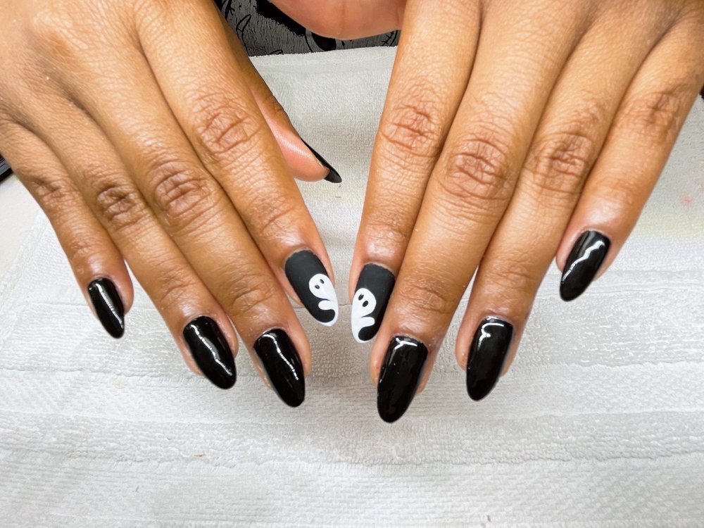 Stella Nails & Spa
