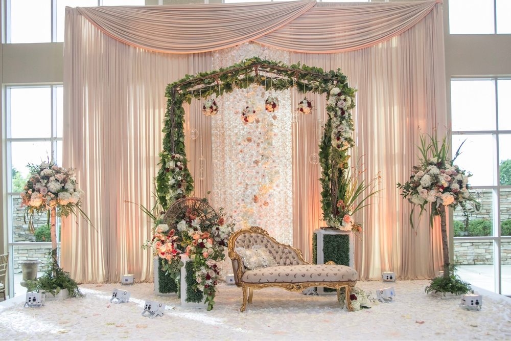 FLOWERS BY SPRINKLES Updated August 2024 164 Photos & 26 Reviews 9745 Industrial Dr