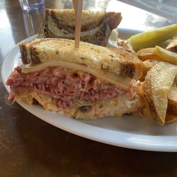 Fitzpatrick's Tavern - The Reuben Sandwich - Beer, Wine & Spirits Near Me - Solvang, California