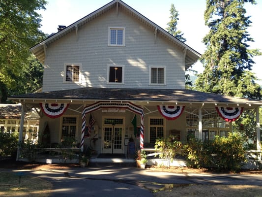 Lake Crescent Lodge by null