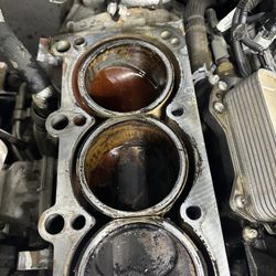 Nelson's Auto Repair - Leaking cylinder head gasket