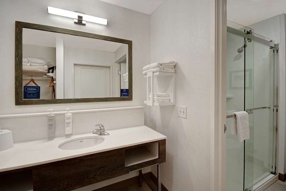 HAMPTON INN QUEEN CREEK Updated October 2024 116 Photos & 23