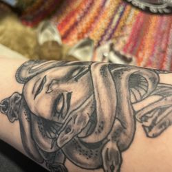 Body Revolution Tattoos & Body Piercings