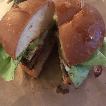 Le Chic Shack - Burgers Near Me - Quebec City, Quebec Le Chic Shack - Burgers Near Me - Quebec City, Quebec