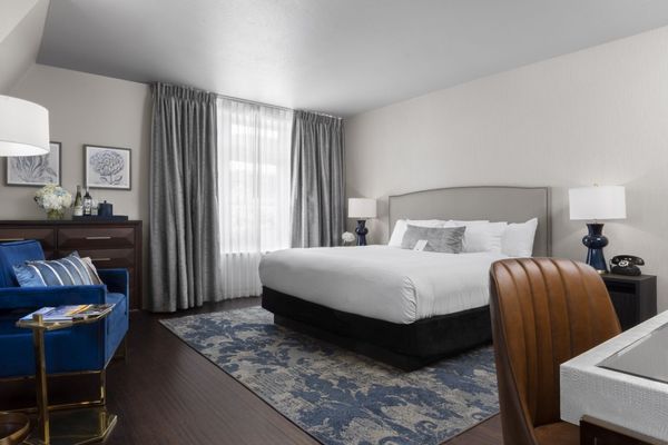 Seven Gables Inn, St. Louis West, a Tribute Portfolio Hotel by null