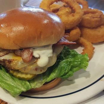 IHOP - Spicy burger - American Near Me - Bakersfield, California IHOP - Spicy burger - American Near Me - Bakersfield, California