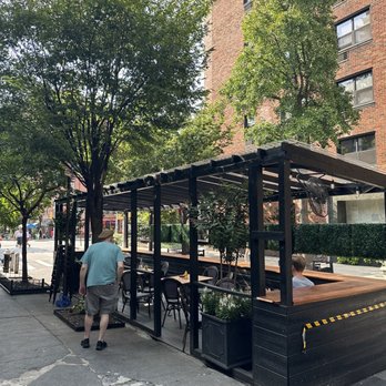 Corner Bistro - American Near Me - New York, New York Corner Bistro - American Near Me - New York, New York