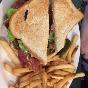 Metro Diner - Breakfast & Brunch Near Me - Madison, Alabama