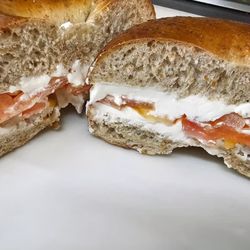 Holloway Mike's Deli