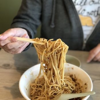La Sinbala - Noodle pull, Dan Dan Noodle - Taiwanese Near Me - Arcadia, California La Sinbala - Noodle pull, Dan Dan Noodle - Taiwanese Near Me - Arcadia, California