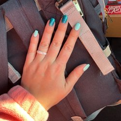 Envi Nails Salon and Spa - Manicure