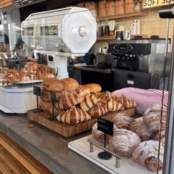Mom & Pop Coffee Shop - The shop
