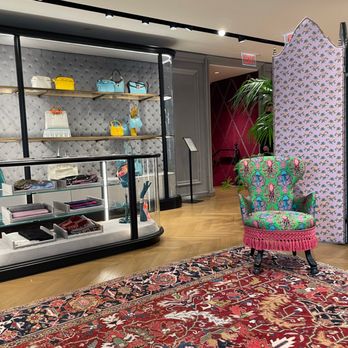 Gucci San Francisco Flagship - Men's Clothing Near Me - San Francisco, California