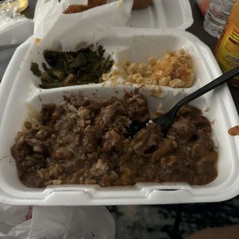 Grannys Soul Food - I order beef tip but this same more like beef stew and the Mac isn't all that not much flavor. It's ok meal not the best - Soul Food Near Me - Austell, Georgia Grannys Soul Food - I order beef tip but this same more like beef stew and the Mac isn't all that not much flavor. It's ok meal not the best - Soul Food Near Me - Austell, Georgia