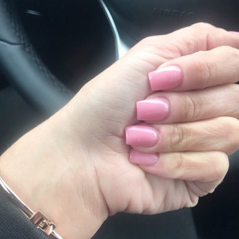 Divas Nails - Full Set pink powder with clear gel on top - Nail Salons Near Me - Northridge, California
