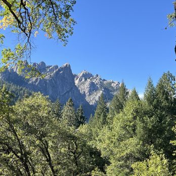 Castle Crags State Park - Parks Near Me - Castella, California Castle Crags State Park - Parks Near Me - Castella, California